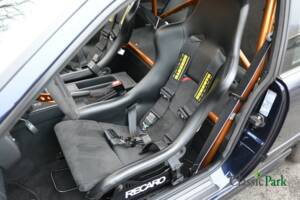 Image 8/50 of BMW 323i (1998)