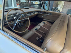 Imagen 10/34 de Cadillac 62 Sedan DeVille (1957)