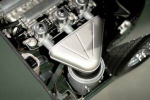 Image 41/50 de Jaguar Type E 4.2 (1966)