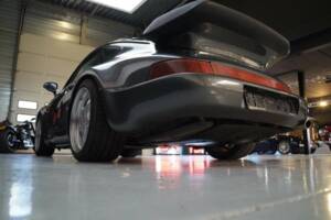 Imagen 37/50 de Porsche 911 Carrera 2 (1990)