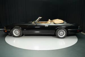 Image 5/8 of Jaguar XJS 4.0 (1994)