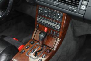 Image 40/50 of Mercedes-Benz 600 SL (1993)