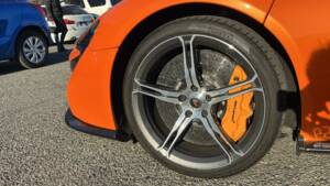 Bild 12/48 von McLaren 650S Spider (2014)