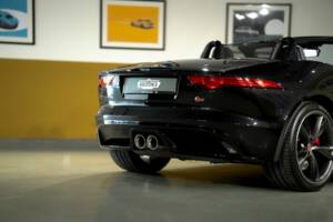 Bild 23/44 von Jaguar F-Type S (2014)