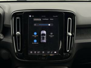 Imagen 24/34 de Volvo XC40 Recharge Pure Electric (2022)