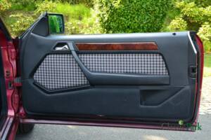Bild 27/50 von Mercedes-Benz E 200 (1994)