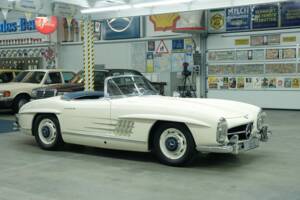 Bild 28/50 von Mercedes-Benz 300 SL Roadster (1959)
