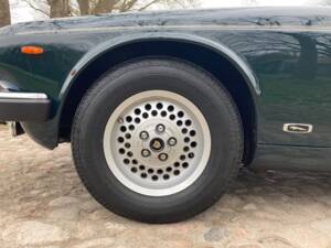 Bild 27/40 von Jaguar XJ 12 (1992)