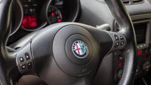 Image 50/60 of Alfa Romeo 147 3.2 GTA (2003)