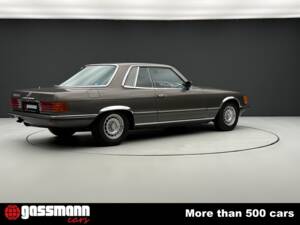 Image 8/15 of Mercedes-Benz 380 SLC (1981)