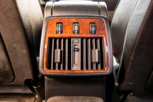 Image 15/59 of Mercedes-Benz 600 SEL (1992)