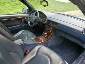 Bild 26/35 von Mercedes-Benz SL 320 (1996)