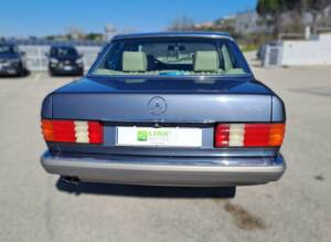 Image 12/50 of Mercedes-Benz 300 SE (1990)