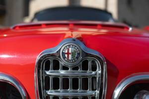 Image 35/50 of Alfa Romeo Giulia 1600 Spider (1964)