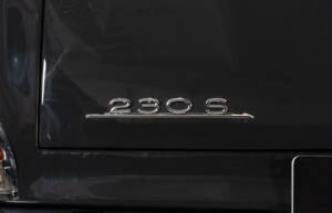 Bild 12/31 von Mercedes-Benz 230 S Universal (1967)