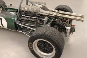 Bild 22/28 von Brabham BT24 (1900)