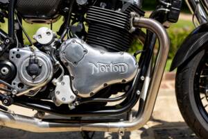 Bild 9/39 von Norton Dominator SS (2018)
