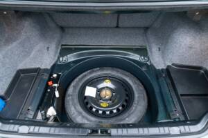 Image 41/50 of BMW 323Ci (2001)