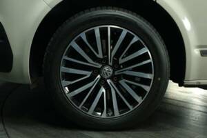 Image 47/50 of Volkswagen T6 Multivan 2.0 TDI (2020)