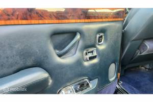 Image 32/50 of Rolls-Royce Silver Shadow I (1974)