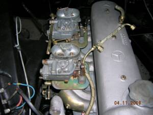 Afbeelding 111/118 van Mercedes-Benz 220 S Cabriolet (1957)