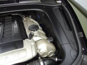 Image 81/99 of Porsche Cayenne Turbo (2007)