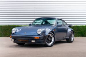 Image 1/15 de Porsche 911 Turbo 3.3 (1982)