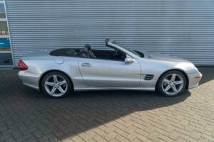 Image 2/8 de Mercedes-Benz SL 500 (2006)