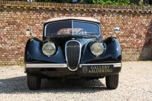 Immagine 18/50 di Jaguar XK 120 DHC (1953)