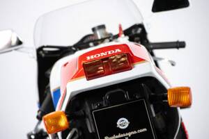 Immagine 12/48 di Honda VFR 750R RC 30 (1988)