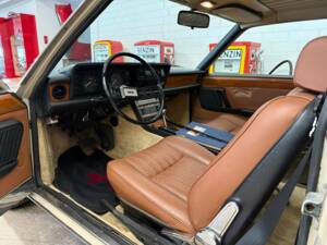 Image 7/17 de FIAT 130 Coupé (1972)