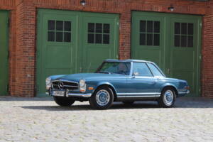 Image 3/83 of Mercedes-Benz 280 SL (1970)