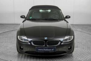 Afbeelding 50/50 van BMW Z4 2.2i (2005)