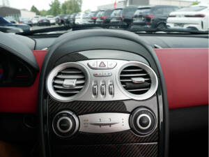 Immagine 8/30 di Mercedes-Benz SLR McLaren (2009)