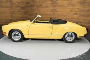 Bild 18/19 von Volkswagen Karmann Ghia 1500 (1971)