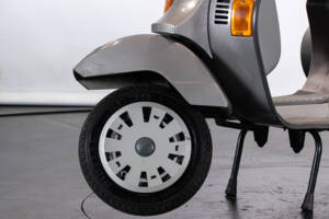 Image 19/50 of Piaggio DUMMY (1985)