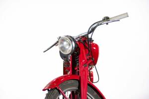 Immagine 21/50 di Moto Guzzi Motoleggera 65 (1951)