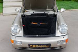 Bild 29/31 von Porsche 911 Carrera 4 (1990)