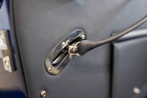 Immagine 47/62 di Jaguar XK 140 OTS (1954)