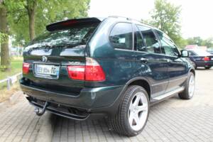 Bild 8/8 von BMW X5 4.4i (2001)