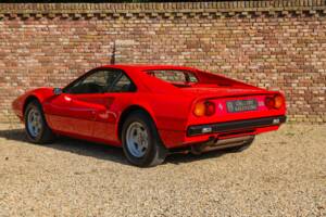 Image 2/50 de Ferrari 308 GTB (1977)