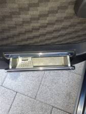 Image 11/39 of Mercedes-Benz 260 SE (1988)