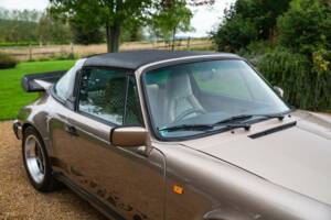 Image 33/50 of Porsche 911 SC 3.0 (1982)