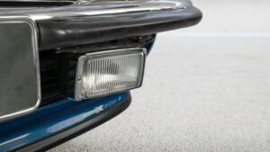 Image 11/29 of Mercedes-Benz 560 SL (1987)