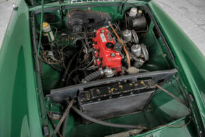 Image 40/50 of MG MGB (1964)