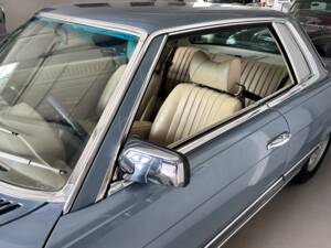 Image 8/39 de Mercedes-Benz 350 SLC (1978)
