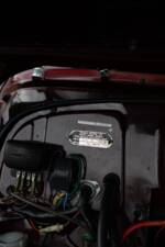 Image 42/43 of Morris Minor 1000 Traveller (1966)