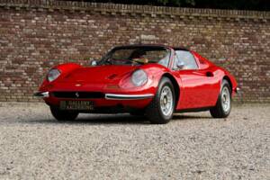 Image 48/50 of Ferrari Dino 246 GTS (1974)