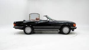 Imagen 6/15 de Mercedes-Benz 560 SL (1986)