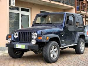 Image 1/45 of Jeep Wrangler Sport Hardtop 2.5 (1997)